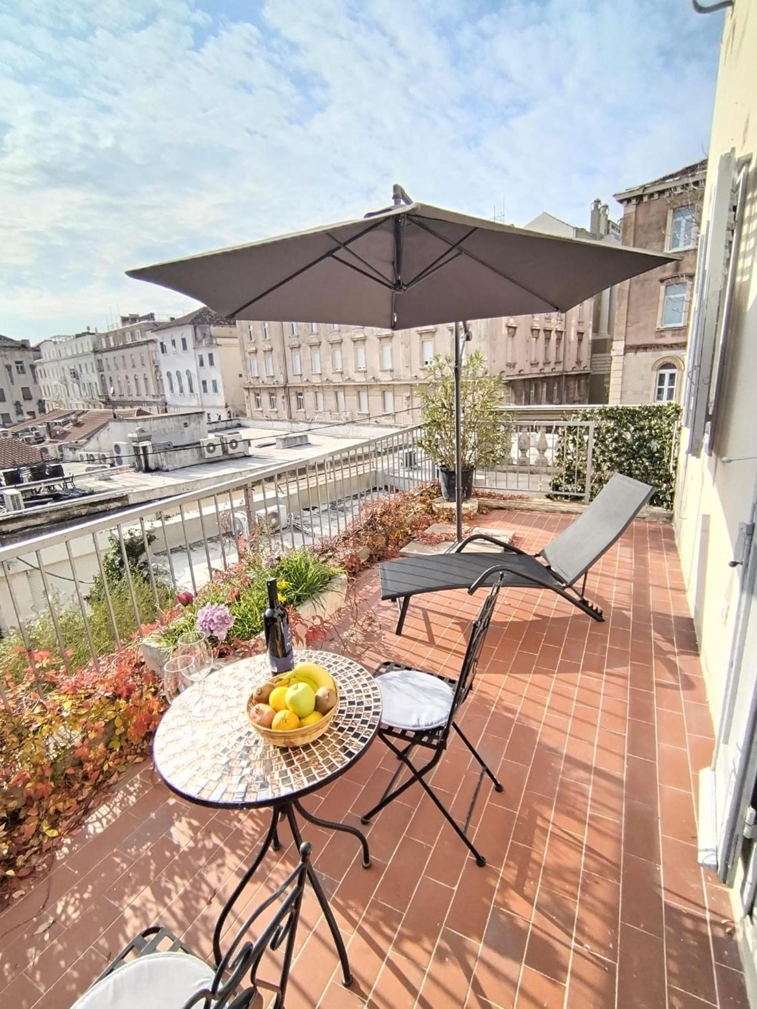 Sunny Terrace Apartment Split Bagian luar foto